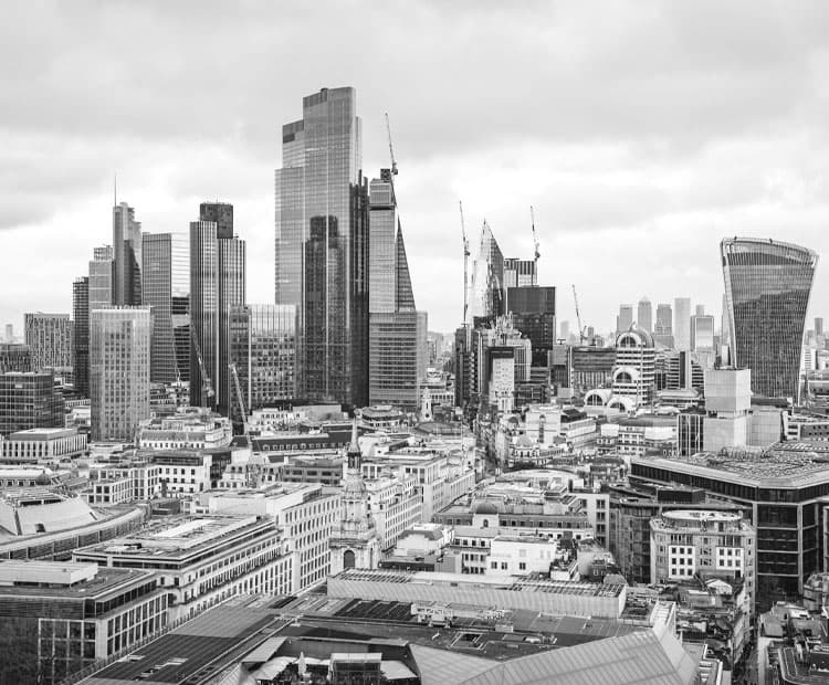 Black and white photos of London